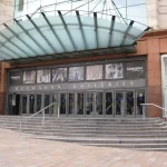 Buchanan Galleries entrance doors steps