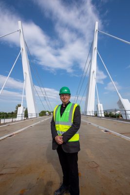 Tony Kettle on Renfrew Bridge